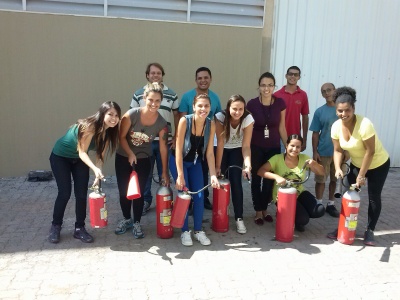 Realizamos Cursos de CIPA, ALTURA,EMPILHADEIRA,TRANPALETEIRAS,PONTE ROLANTE,TALHAS,NR06,NR18,PRIMEIROS SOCORROS,BRIGADA E MUITO MAIS....